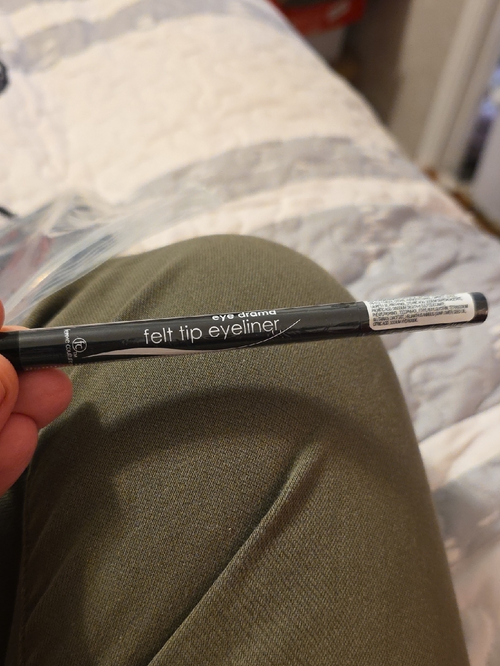 Eye Drama Felt Tip Eyeliner - Black